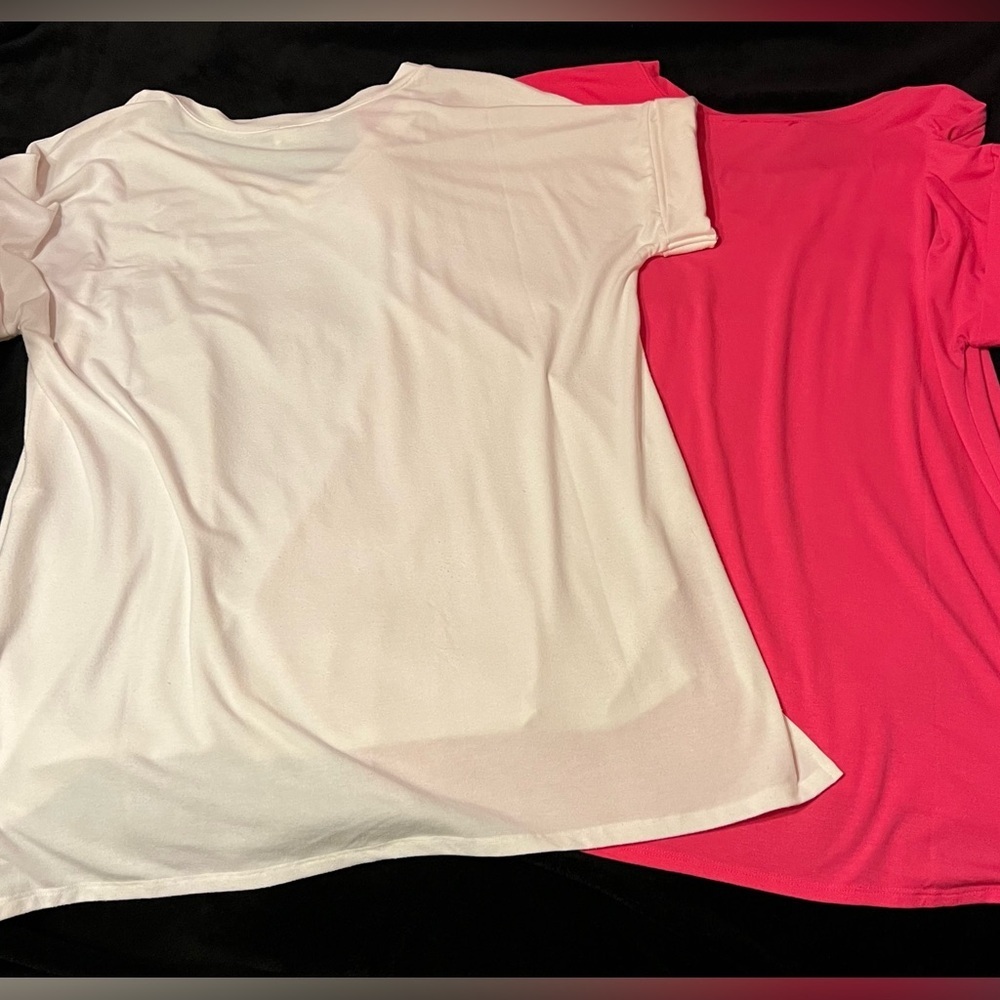 Zenena Women’s short rolled sleeve Tshirts Lot of 2 - Picture 5 of 5